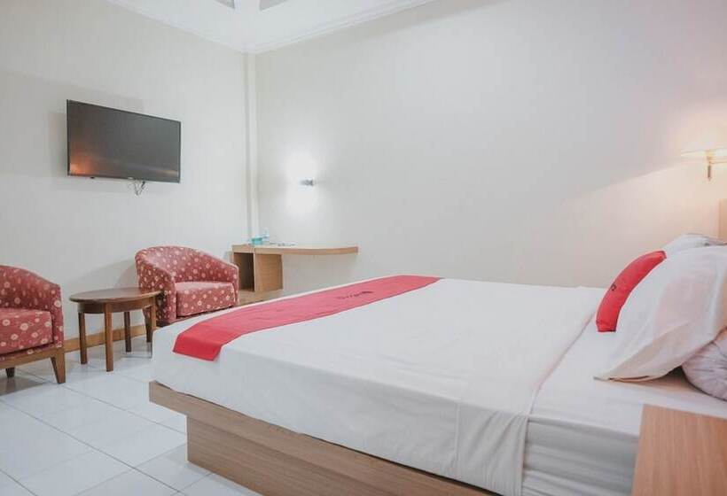 호텔 Reddoorz Near Transmart Jambi