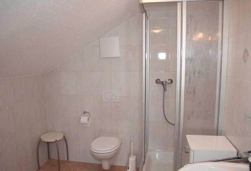 בית מלון כפרי Waldgasthaus