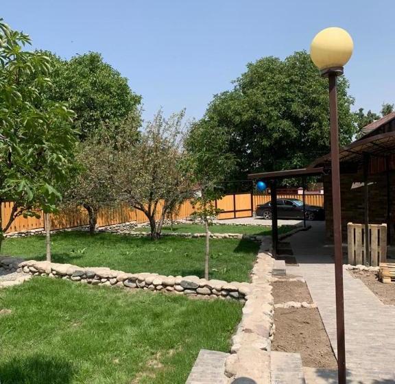 پانسیون Guest House Nauka#81