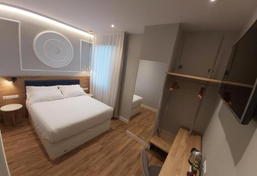 ペンション Habital Suites