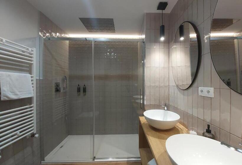 ペンション Habital Suites