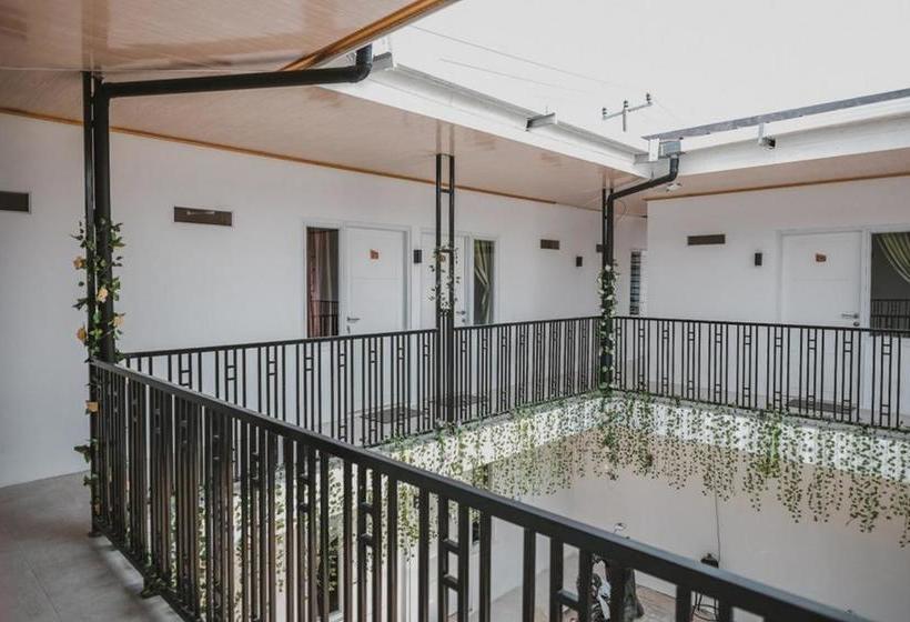 Пансион Reddoorz Plus Syariah Near Universitas Lampung