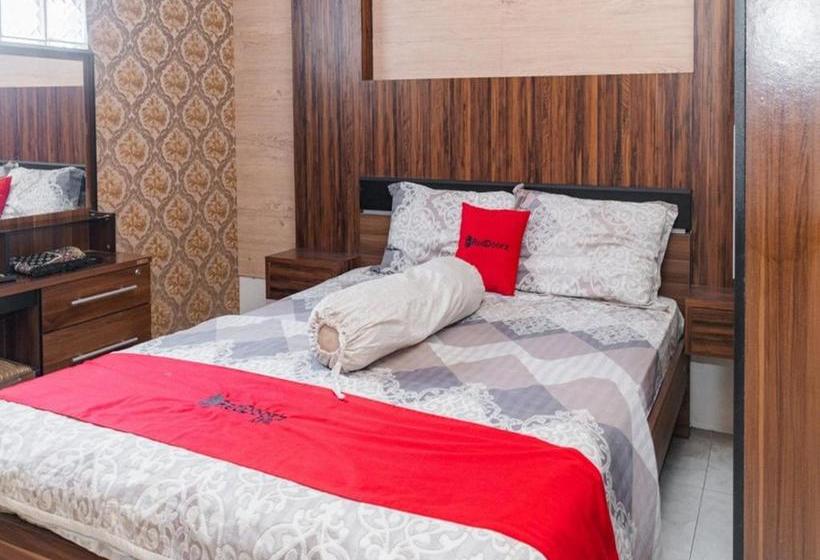 펜션 Yayah Residence Ii Syariah Redpartner