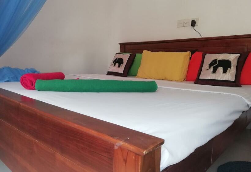 Общежитие Nest Rest Inn