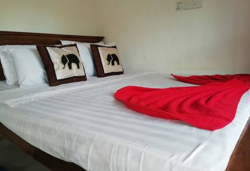 Общежитие Nest Rest Inn