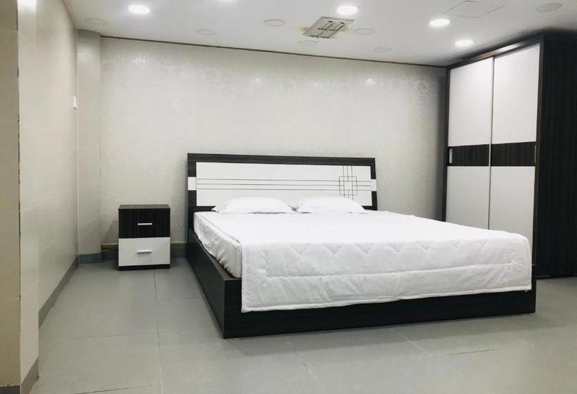 هتل کپسول Bamboo Hostel