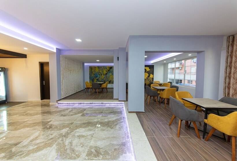 בית מלון כפרי Esal