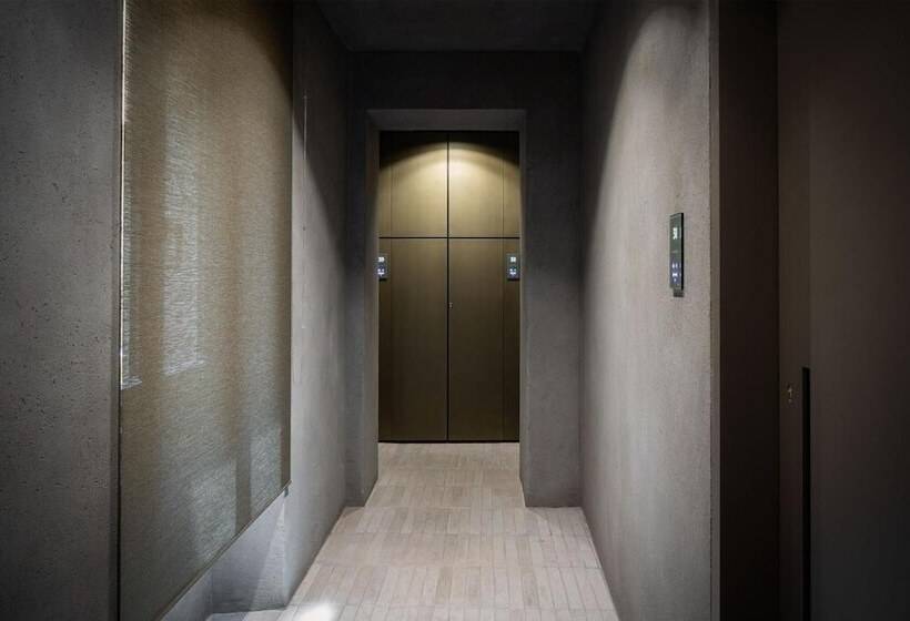 בית מלון כפרי Scenario