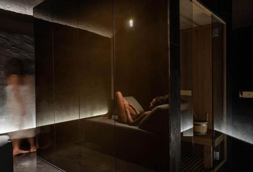 בית מלון כפרי Scenario