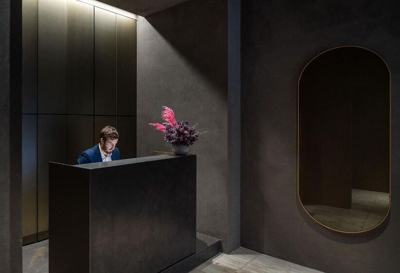 בית מלון כפרי Scenario