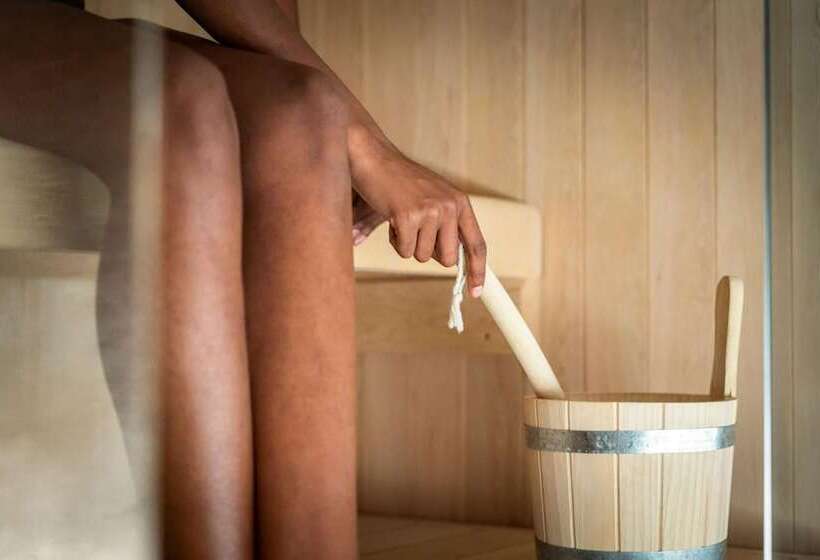 בית מלון כפרי Scenario