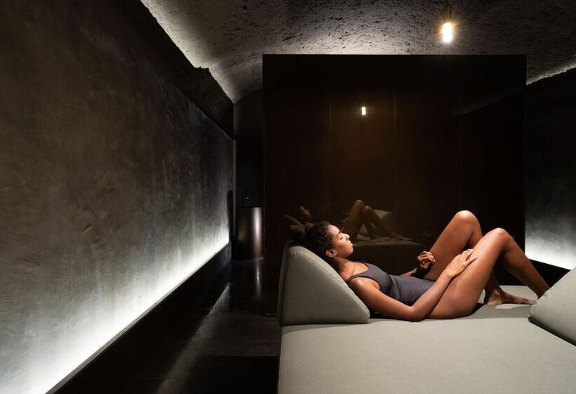 בית מלון כפרי Scenario