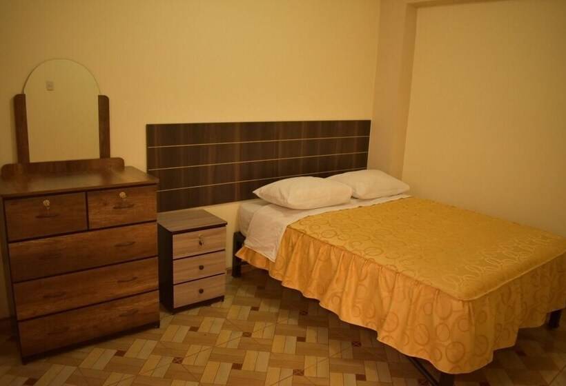 بنسيون El Palacio