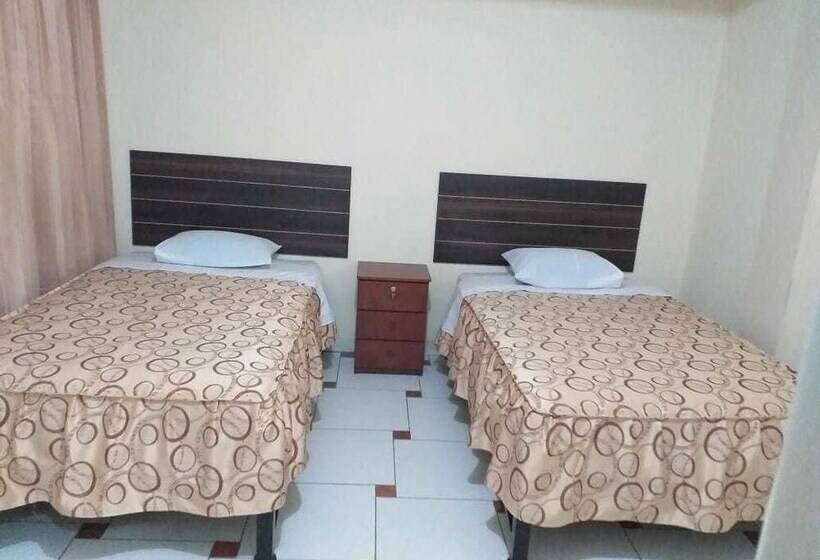 بنسيون El Palacio