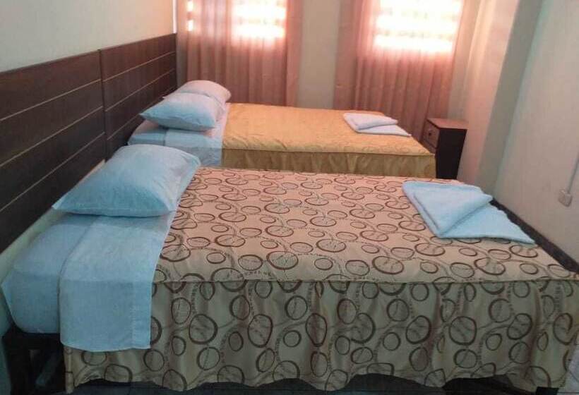 بنسيون El Palacio