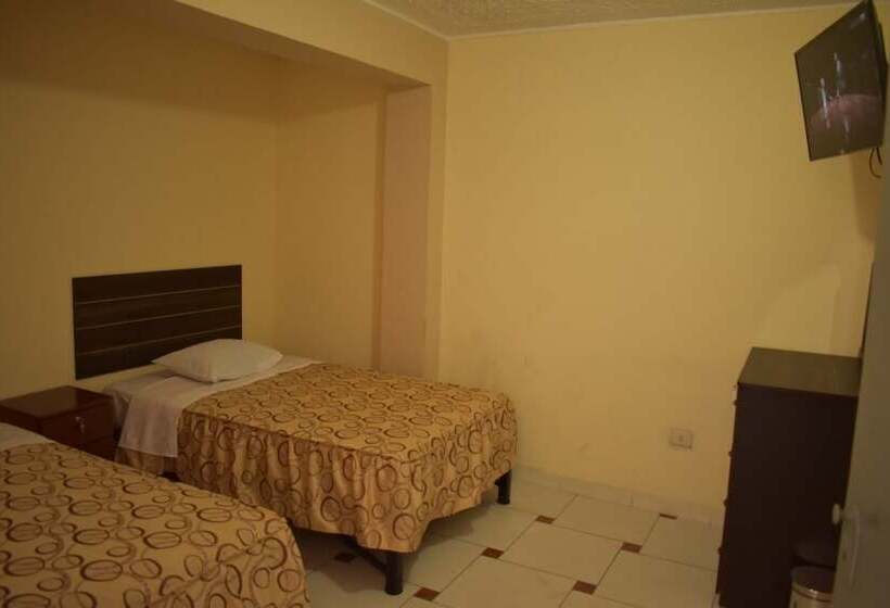 بنسيون El Palacio