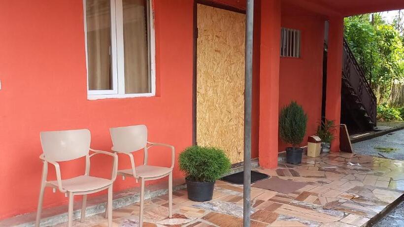 پانسیون Guest House Libu Zugdidi