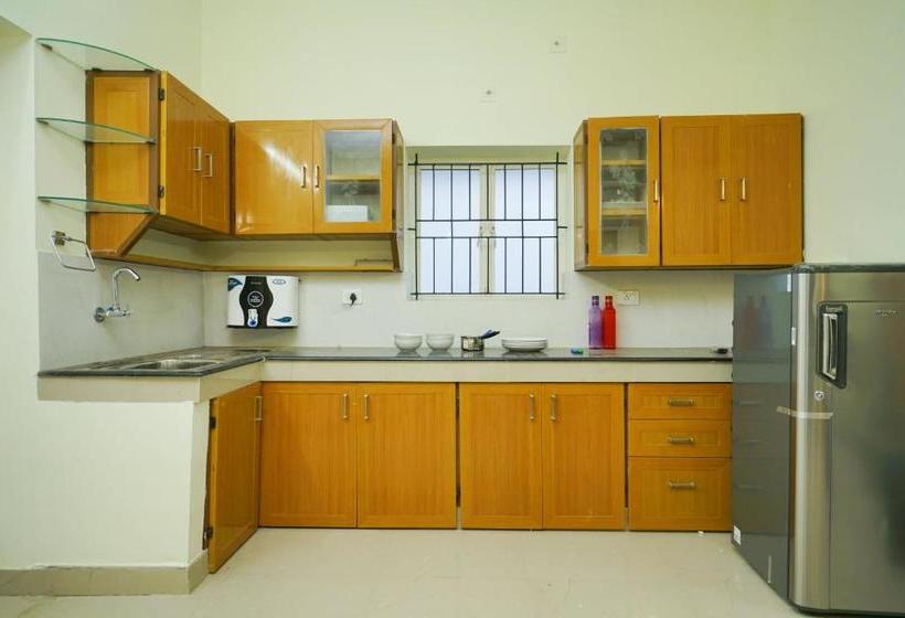 بنسيون Oyo Home 26184 Elegant Stay Near Kovalam Junction