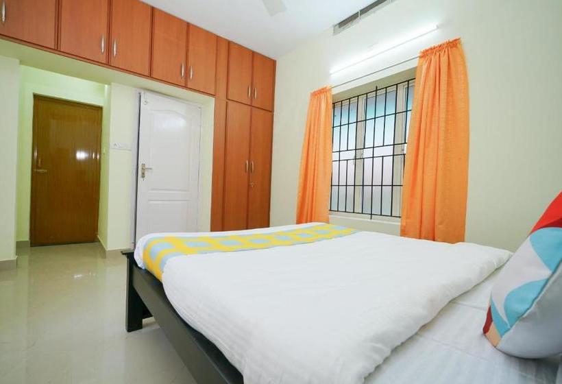 ペンション Oyo Home 26184 Elegant Stay Near Kovalam Junction