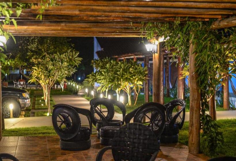 بنسيون Pousada Bom Jardim