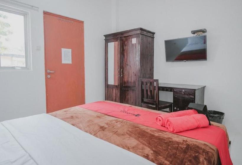 펜션 Reddoorz Near Gatot Subroto Lampung 2