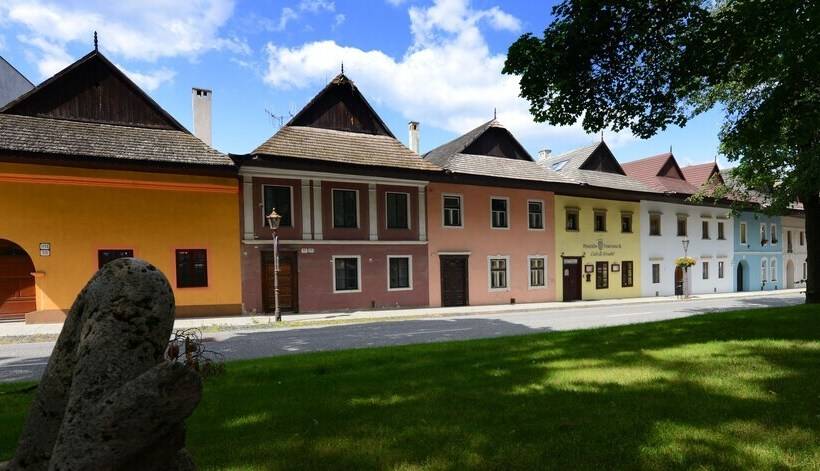 膳宿费 Restart House