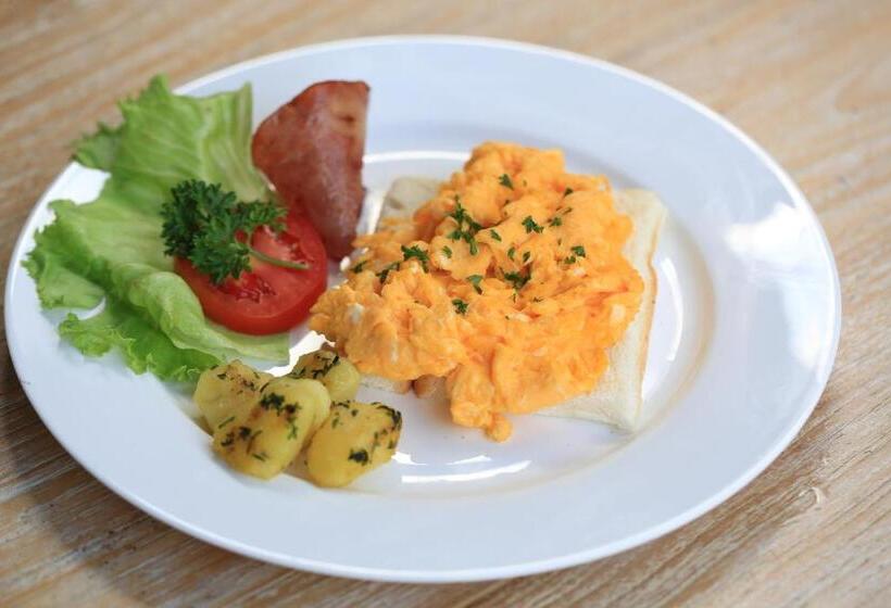 The Mudru Resort By Pramana Villas