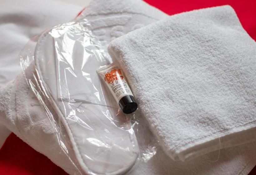 هتل Fantastik Apartments