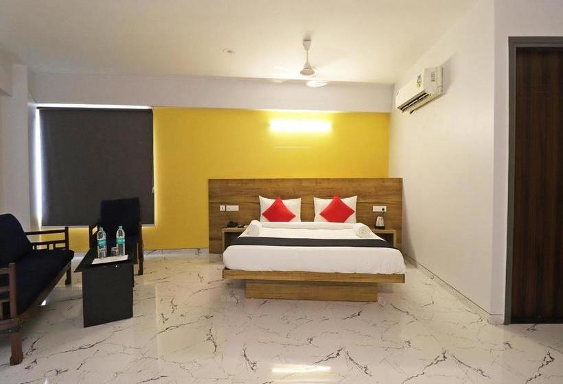 فندق Capital O 47534 Gazelle Inn