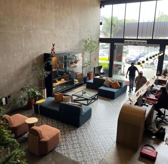 فندق Hangar Select Aeropuerto Guadalajara