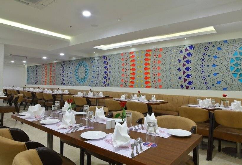 Отель Incredible One