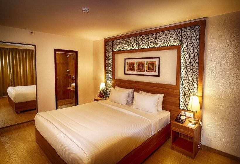 Отель Incredible One