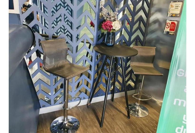 ホテル Capital O Plaza Delta