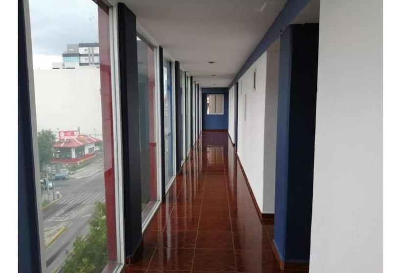 ホテル Capital O Plaza Delta