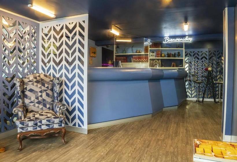 ホテル Capital O Plaza Delta