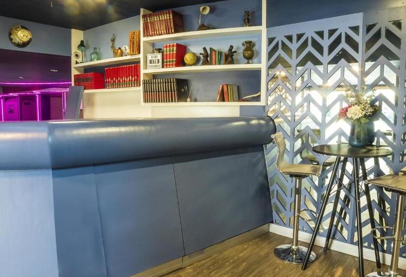 ホテル Capital O Plaza Delta