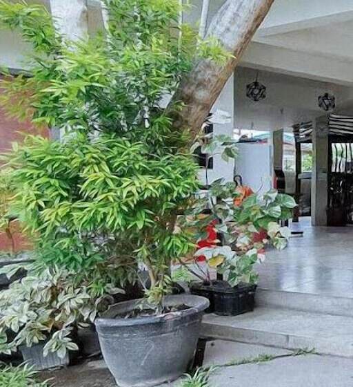 هتل Reddoorz Near Kcc Mall Gensan