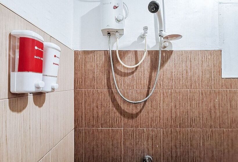 בית מלון כפרי Reddoorz Near Kcc Mall Gensan