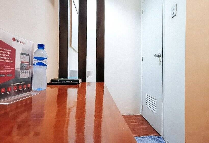 هتل Reddoorz Near Kcc Mall Gensan