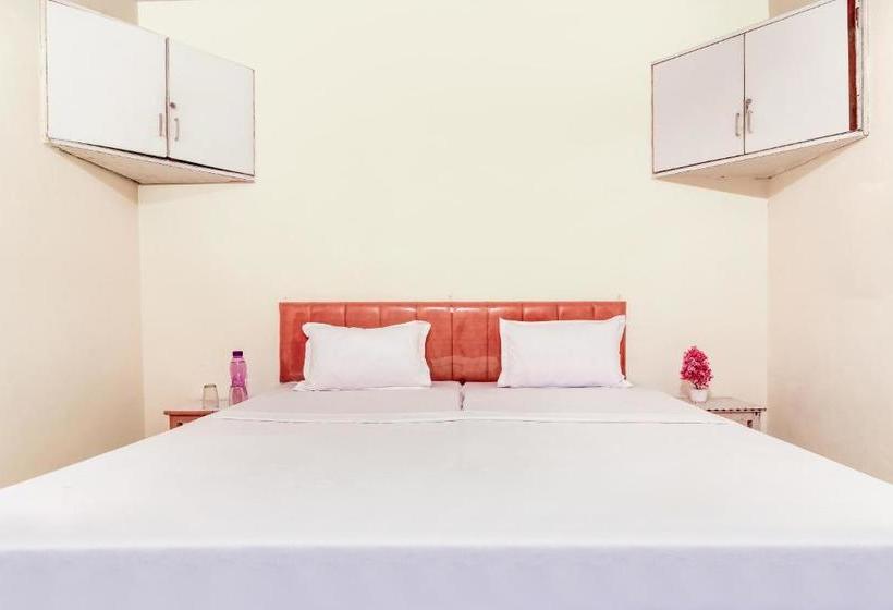 Отель Spot On 47803 Ren Basera Guest House