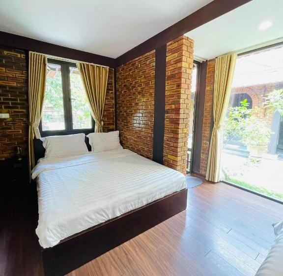 تختخواب و صبحانه Mandarin Homestay Hue