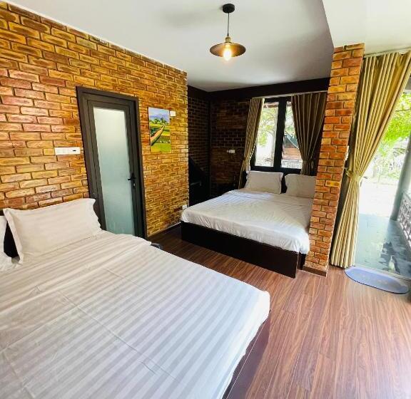 تختخواب و صبحانه Mandarin Homestay Hue