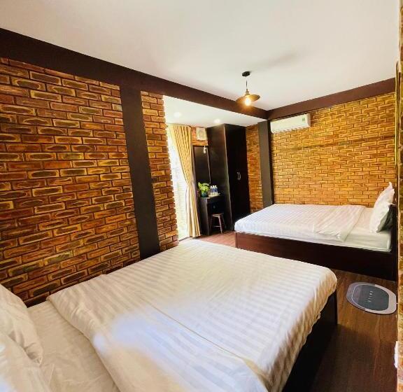 تختخواب و صبحانه Mandarin Homestay Hue