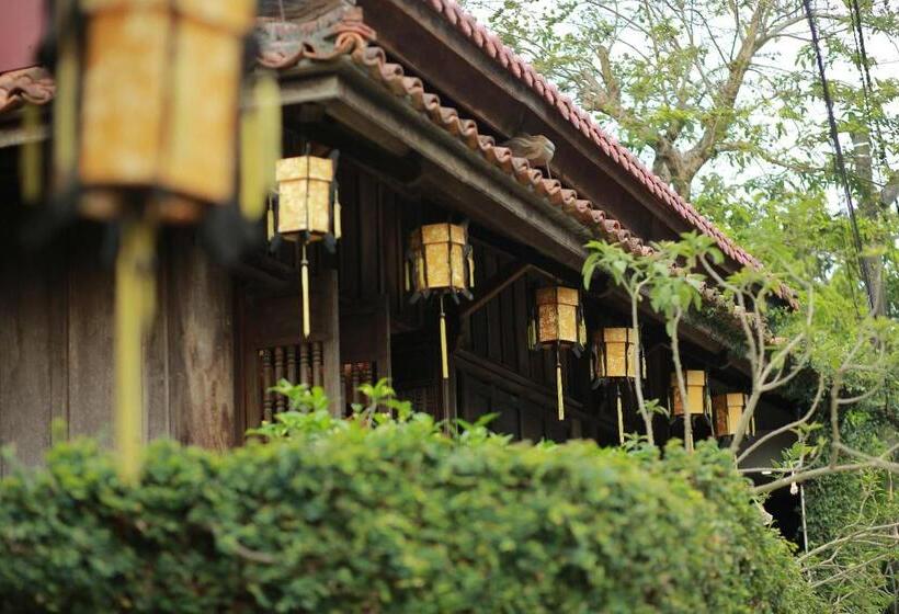 تختخواب و صبحانه Mandarin Homestay Hue