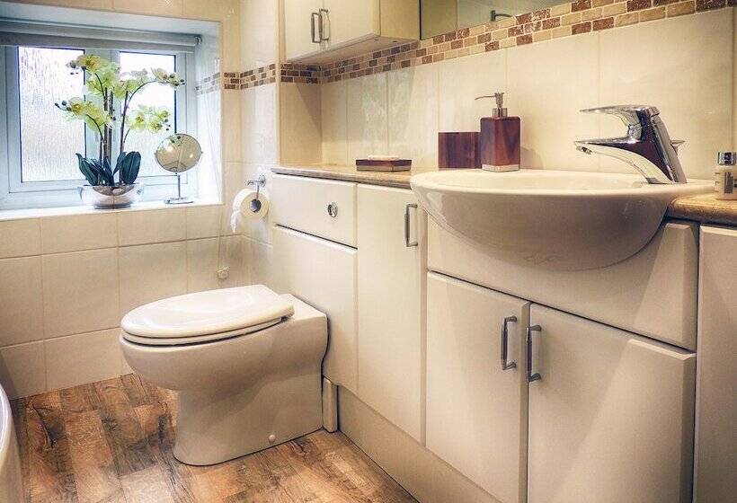 민박 The Lansdowne Cottage