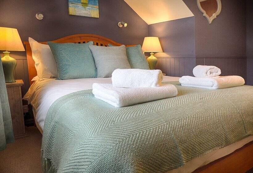 مبيت وإفطار The Lansdowne Cottage