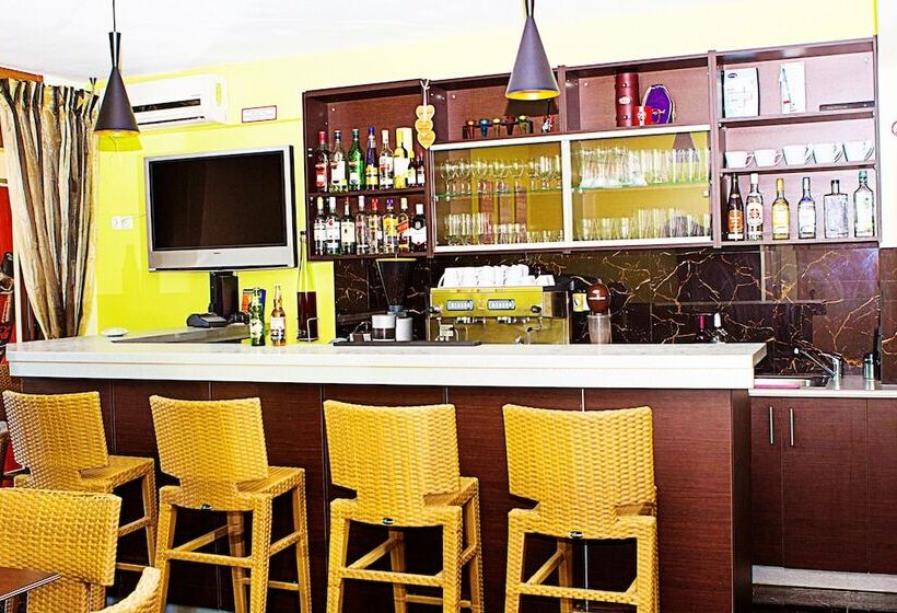 호텔 Anthena Studios