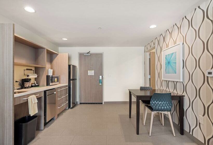 فندق Home2 Suites By Hilton Joplin, Mo