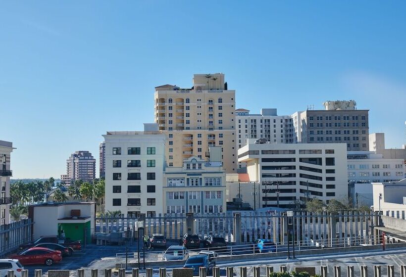 فندق The Ben, Autograph Collection