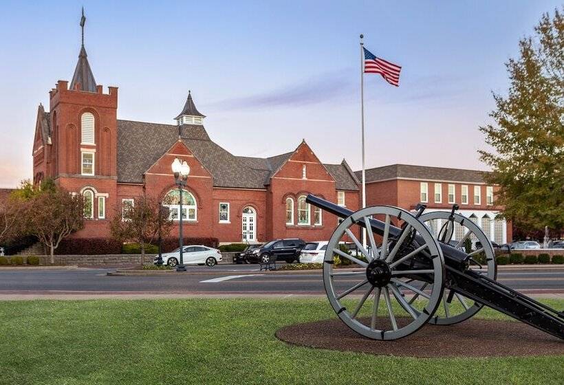 فندق The Harpeth Franklin Downtown, Curio Collection By Hilton